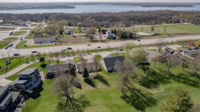 1018 Emerald Hills Drive - Golfer's Delight!  Impeccably on Emerald Hills Golf Club in Iowa - for sale on GolfHomes.com, golf home, golf lot