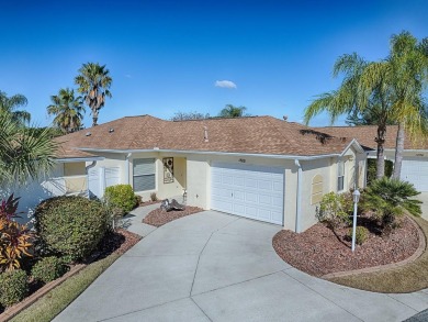 Welcome to a delightful opportunity in the heart of The on The Links of Spruce Creek in Florida - for sale on GolfHomes.com, golf home, golf lot