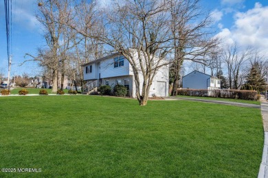 This beautiful 3 bedrooms and 2 full baths can be yours.
Home on Jumping Brook Country Club in New Jersey - for sale on GolfHomes.com, golf home, golf lot