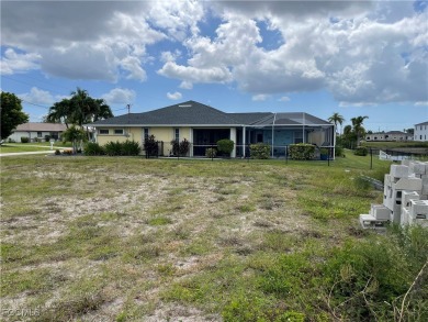 NEW SEAWALL IN! ALL ASSESSMENTS IN AND PAID! NOT IN A FLOOD on Royal Tee Country Club in Florida - for sale on GolfHomes.com, golf home, golf lot