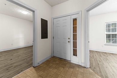 Spacious, 3-bedroom, 2-bath condo in Windsor Green..With one of on  in South Carolina - for sale on GolfHomes.com, golf home, golf lot