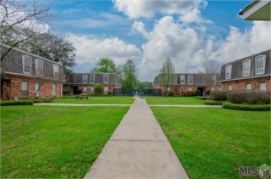 Lovely 2 bed 2 bath condo on the second floor overlooking Webb on Webb Park Golf Course in Louisiana - for sale on GolfHomes.com, golf home, golf lot