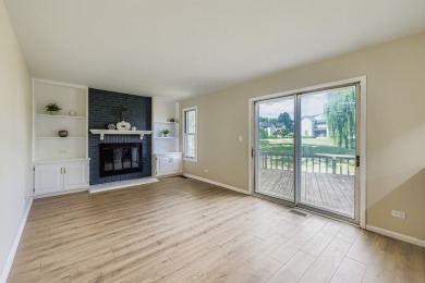 ** A COUNTRY CLUB-LIKE SETTING in DESIRABLE HEATHER RIDGE on Heather Ridge Golf Club in Illinois - for sale on GolfHomes.com, golf home, golf lot