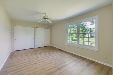 ** A COUNTRY CLUB-LIKE SETTING in DESIRABLE HEATHER RIDGE on Heather Ridge Golf Club in Illinois - for sale on GolfHomes.com, golf home, golf lot