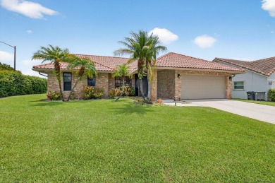 Open floor plan overlooking pool and golf course.  Besides the on Boca Greens Country Club in Florida - for sale on GolfHomes.com, golf home, golf lot