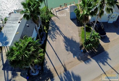 Come bring your RV or build your custom home on this spacious on Long Island Golf Course in Texas - for sale on GolfHomes.com, golf home, golf lot