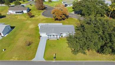 Welcome Home to this lovely MAPLE MODEL. This is a 2-bedroom on The Links of Spruce Creek in Florida - for sale on GolfHomes.com, golf home, golf lot