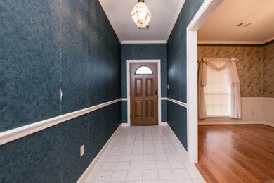 This one-level Maumelle home has everything you've been looking on Maumelle Golf and Country Club in Arkansas - for sale on GolfHomes.com, golf home, golf lot