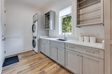 Step into this beautifully designed 5-bedroom, 5.5-bath home in on Long Cove Club in South Carolina - for sale on GolfHomes.com, golf home, golf lot