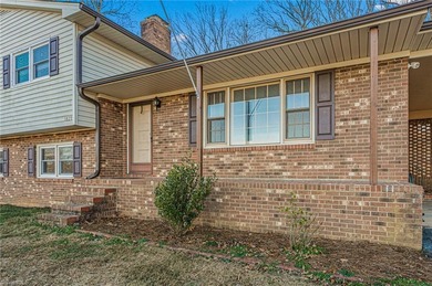 Located in one of Kernersville's most popular communities, this on Pine Knolls Golf Course in North Carolina - for sale on GolfHomes.com, golf home, golf lot