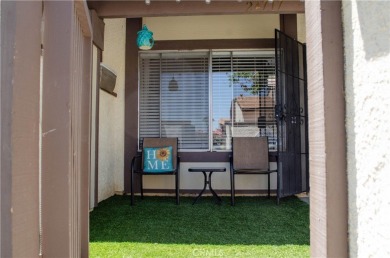 Location, Location. This Vista Valencia Townhome is conveniently on Vista Valencia Golf Course in California - for sale on GolfHomes.com, golf home, golf lot
