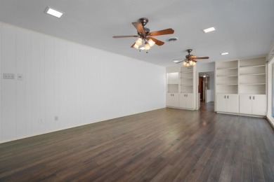 Spacious 1-Story Home with Pool on a Quiet Cul-de-Sac! Welcome on Diamond Oaks Golf and Country Club in Texas - for sale on GolfHomes.com, golf home, golf lot
