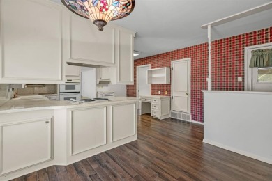 Spacious 1-Story Home with Pool on a Quiet Cul-de-Sac! Welcome on Diamond Oaks Golf and Country Club in Texas - for sale on GolfHomes.com, golf home, golf lot