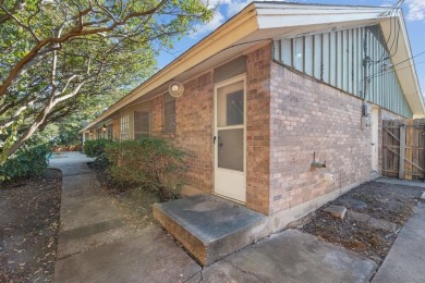 Spacious 1-Story Home with Pool on a Quiet Cul-de-Sac! Welcome on Diamond Oaks Golf and Country Club in Texas - for sale on GolfHomes.com, golf home, golf lot