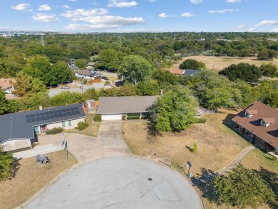 Spacious 1-Story Home with Pool on a Quiet Cul-de-Sac! Welcome on Diamond Oaks Golf and Country Club in Texas - for sale on GolfHomes.com, golf home, golf lot