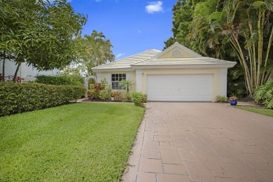 Open the doors to your Dream Home. This charming 3-bed/2-bath on Mayacoo Lakes Country Club in Florida - for sale on GolfHomes.com, golf home, golf lot