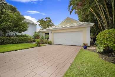 Open the doors to your Dream Home. This charming 3-bed/2-bath on Mayacoo Lakes Country Club in Florida - for sale on GolfHomes.com, golf home, golf lot