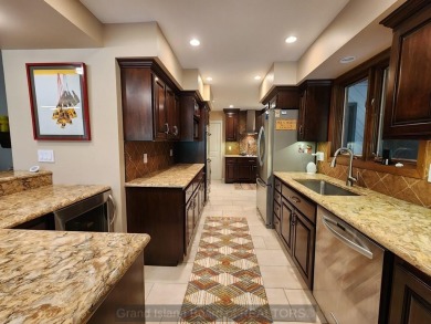 Beautifully updated 1 story home on Riverside Golf Course with on Riverside Country Club in Nebraska - for sale on GolfHomes.com, golf home, golf lot