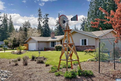Charming 3-Bedroom Home with Fireplace, Hot Tub  Privacy Fence! on SunLand Golf and Country Club in Washington - for sale on GolfHomes.com, golf home, golf lot