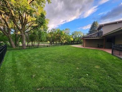 Beautifully updated 1 story home on Riverside Golf Course with on Riverside Country Club in Nebraska - for sale on GolfHomes.com, golf home, golf lot