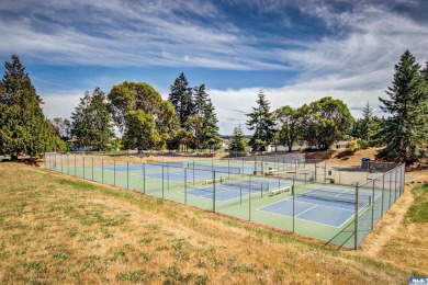 Charming 3-Bedroom Home with Fireplace, Hot Tub  Privacy Fence! on SunLand Golf and Country Club in Washington - for sale on GolfHomes.com, golf home, golf lot