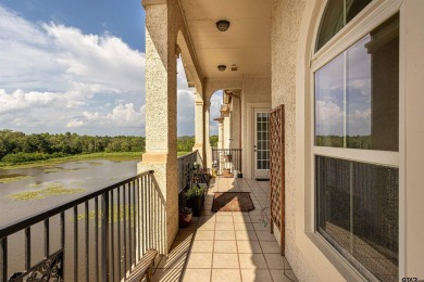 Discover refined living in this elegant 3 bedroom, 2 bath on Cascades Golf Club in Texas - for sale on GolfHomes.com, golf home, golf lot