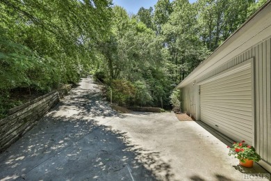 PRICE IMPROVEMENT: New Roof, Freshly Painted Exterior, New and on Sapphire National Golf Club in North Carolina - for sale on GolfHomes.com, golf home, golf lot