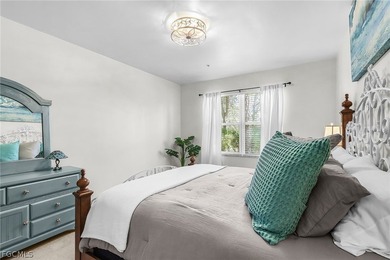 Enjoy the comfort and convenience of ground-floor living in on Spanish Wells Golf and Country Club in Florida - for sale on GolfHomes.com, golf home, golf lot