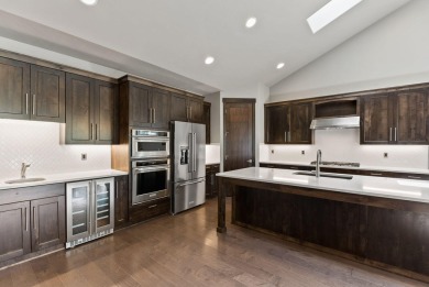 Welcome home to this beautifully crafted single-level residence on  in Oregon - for sale on GolfHomes.com, golf home, golf lot