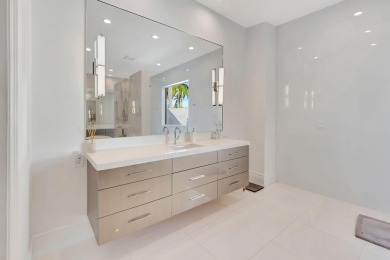 Beautifully renovated 4 bedroom + office home on an OVERSIZED on St. Andrews Country Club of Boca Raton in Florida - for sale on GolfHomes.com, golf home, golf lot