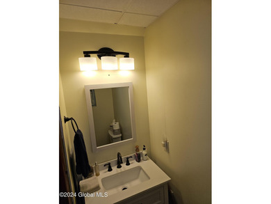 HUGE Ranch style home with a full finished MASSIVE In Law on Fairways of Half Moon - Fairways of Half Moon in New York - for sale on GolfHomes.com, golf home, golf lot