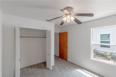 Remarks: If you're looking for a waterfront investment or on Rockport Country Club in Texas - for sale on GolfHomes.com, golf home, golf lot