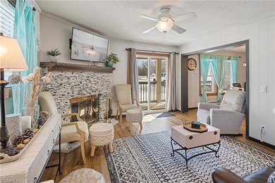 RARE FIND! TURNKEY*FIRST FLOOR*END UNIT*ESTABLISHED RENTAL on Beech Mountain Club in North Carolina - for sale on GolfHomes.com, golf home, golf lot