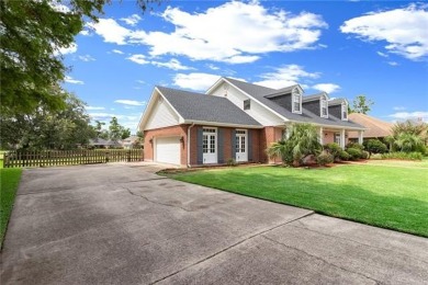 Elegant 4-Bedroom Home Overlooking the Golf Course
Welcome to on Ormond Country Club in Louisiana - for sale on GolfHomes.com, golf home, golf lot