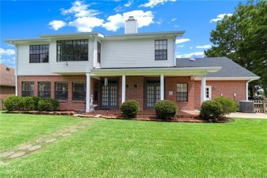 Elegant 4-Bedroom Home Overlooking the Golf Course
Welcome to on Ormond Country Club in Louisiana - for sale on GolfHomes.com, golf home, golf lot