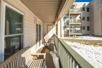 RARE FIND! TURNKEY*FIRST FLOOR*END UNIT*ESTABLISHED RENTAL on Beech Mountain Club in North Carolina - for sale on GolfHomes.com, golf home, golf lot