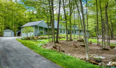 This 5-bedroom, 4.5-bath Colonial-style home offers 3,500 square on Whiteface Club and Resort in New York - for sale on GolfHomes.com, golf home, golf lot