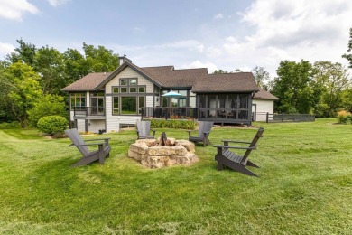 Country Club Living in the Heart of The Galena Territory! Enjoy on Eagle Ridge Inn and Resort in Illinois - for sale on GolfHomes.com, golf home, golf lot