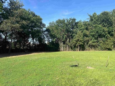 Look no further! This is the lot you will build your dream home on Searcy Country Club in Arkansas - for sale on GolfHomes.com, golf home, golf lot