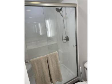 Perfect Like-New Condo in the Heart of the Iowa Great Lakes! on Brooks National Golf Club in Iowa - for sale on GolfHomes.com, golf home, golf lot