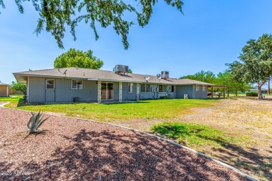 A beautiful 2 bed, 2 bath residence in Sun City is now for sale! on Sun City Lakes West and East in Arizona - for sale on GolfHomes.com, golf home, golf lot