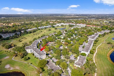 ABSOLUTELY STUNNING WATERFRONT CONDO | BREATHTAKING GOLF COURSE on Palm-Aire Country Club and Resort - The Oaks in Florida - for sale on GolfHomes.com, golf home, golf lot
