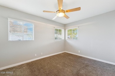 Charming updated single-level townhome in the heart of Phoenix! on Encanto 18 Golf Course in Arizona - for sale on GolfHomes.com, golf home, golf lot