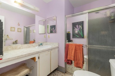 Welcome to this 3 bedroom, 2-bath single-family home located in on The Golf Club of Jupiter in Florida - for sale on GolfHomes.com, golf home, golf lot