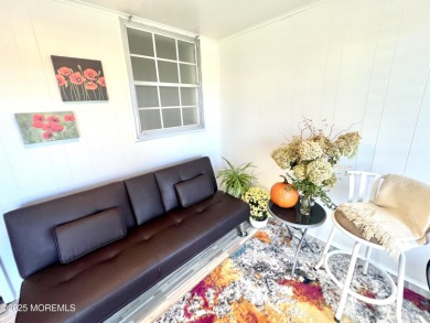 Come view this updatedcharming Cambridge model home. Well on Leisure Village West Assoc. in New Jersey - for sale on GolfHomes.com, golf home, golf lot