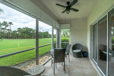 2 bedroom / 2.5 bath w/ primary bedroom on main floor. This home on Jupiter Dunes Golf Course in Florida - for sale on GolfHomes.com, golf home, golf lot