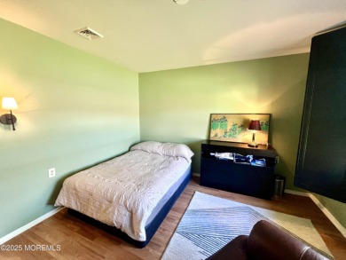 Come view this updatedcharming Cambridge model home. Well on Leisure Village West Assoc. in New Jersey - for sale on GolfHomes.com, golf home, golf lot