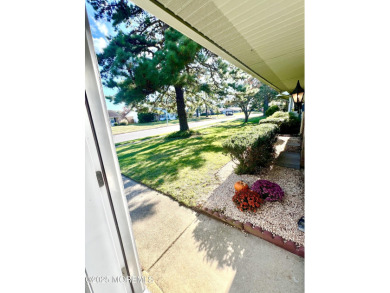 Come view this updatedcharming Cambridge model home. Well on Leisure Village West Assoc. in New Jersey - for sale on GolfHomes.com, golf home, golf lot