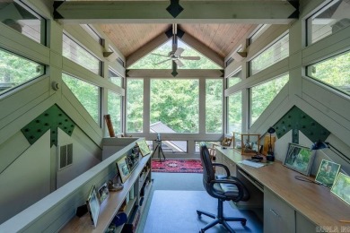 Located on the bank of Little Red River (home of the world on Lost Creek Golf Club in Arkansas - for sale on GolfHomes.com, golf home, golf lot