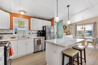 **TURNKEY** Perfection in Orange Blossom Gardens!**
This on Silver Lake Executive Golf Course in Florida - for sale on GolfHomes.com, golf home, golf lot